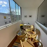 アパート Spacious 3bd Floor Flat Close To クラーゲンフルト