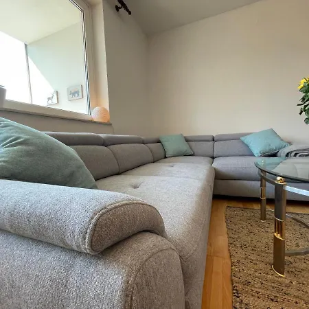 Spacious 3bd Floor Flat Close To Klagenfurt am Woerthersee
