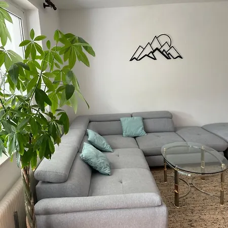 Apartmán Spacious 3bd Floor Flat Close To Klagenfurt am Woerthersee