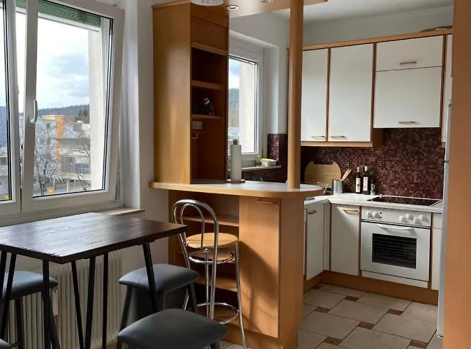 דירה Spacious 3bd Floor Flat Close To