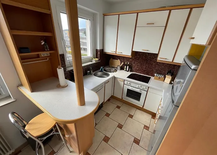 Apartamento Spacious 3bd Floor Flat Close To *